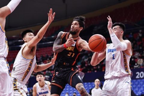 永远年轻，永远20岁 张宸 2025-06-24 吴智昊将与圈外恋人结婚 交往两年4月办婚礼 2014-02-14 据韩国媒体报道，今日，据演员吴智昊所属经纪公司方面透露，“吴智昊将与小三岁的圈外普通女性4月12日在首尔新罗酒店内举行婚礼。